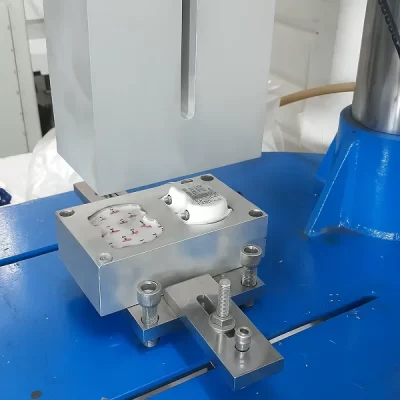 Máy hàn siêu âm kẹo đồ chơi