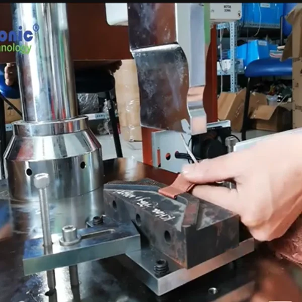 Máy hàn siêu âm dây đai VietSonic