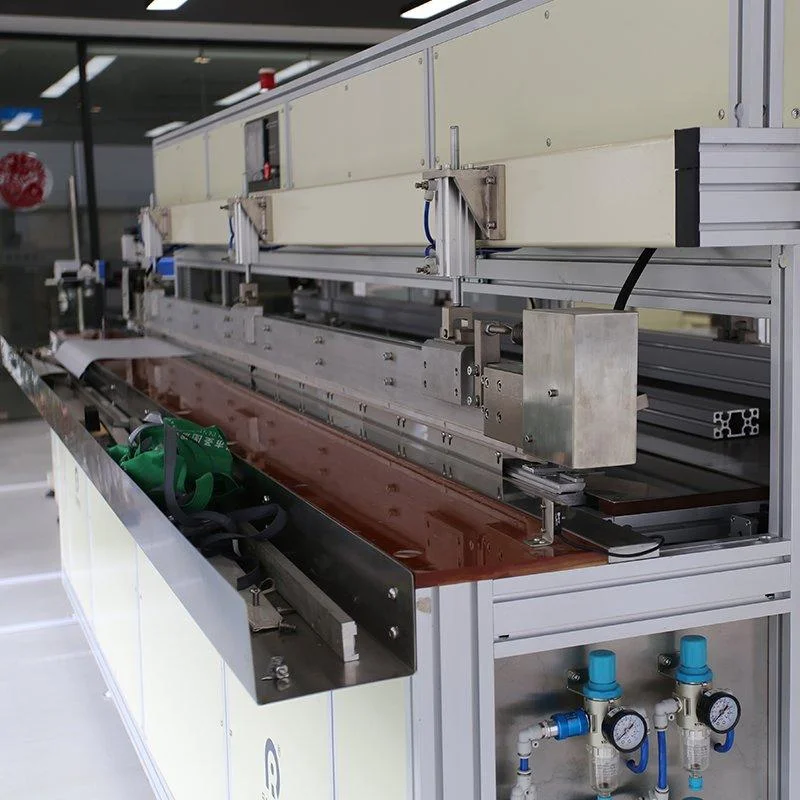 Roller blind fabric welding machine using ultrasonic technology