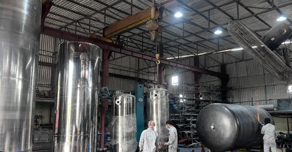Xưởng gia công bình chịu áp lực công nghiệp