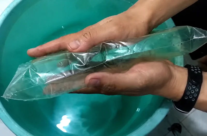 連続超音波溶着後のサンプル確認